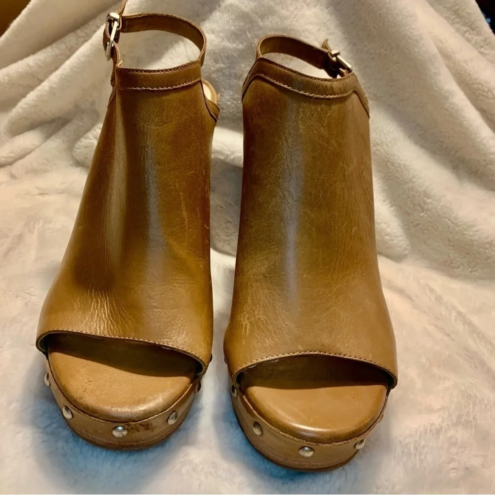 Jessica Simpson Pumps Sz 9.5 Daine Leather Tan Camel Open-Toe High Heels Straps